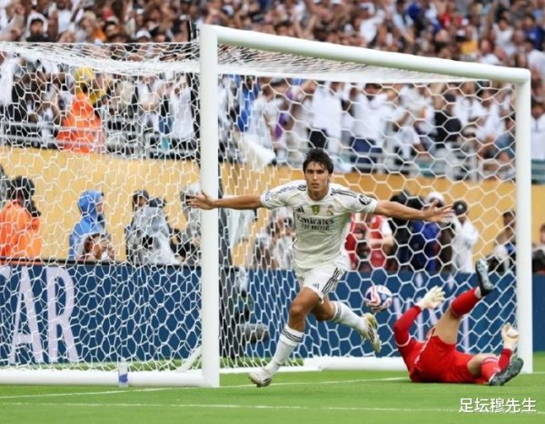 Có rất ít cuộc thi lớn, như Câu lạc bộ World Cup này, số lượng bàn thắng trung bình được ghi trong t
