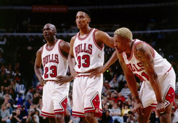 Là Jordan Bulls được coi là một nhóm? James phải là một nhóm, tại sao Jokic Antetokounmpo được ca ng